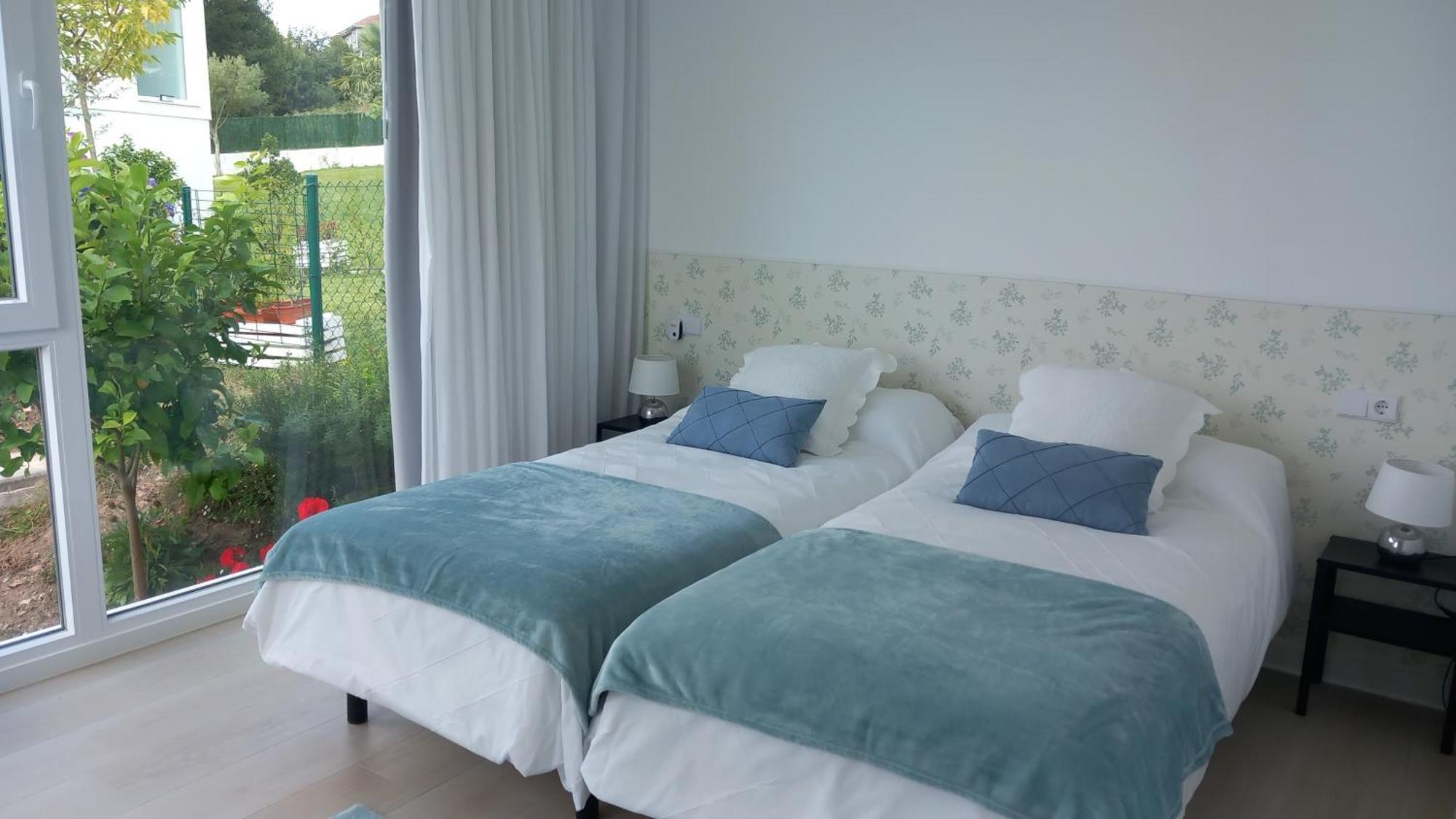 Casas Turisticas Lar Jardin - Parking Privado Σαντιάγο ντε Κομποστέλα Εξωτερικό φωτογραφία