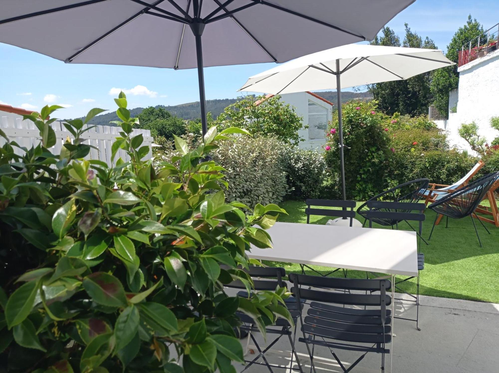 Casas Turisticas Lar Jardin - Parking Privado Σαντιάγο ντε Κομποστέλα Εξωτερικό φωτογραφία